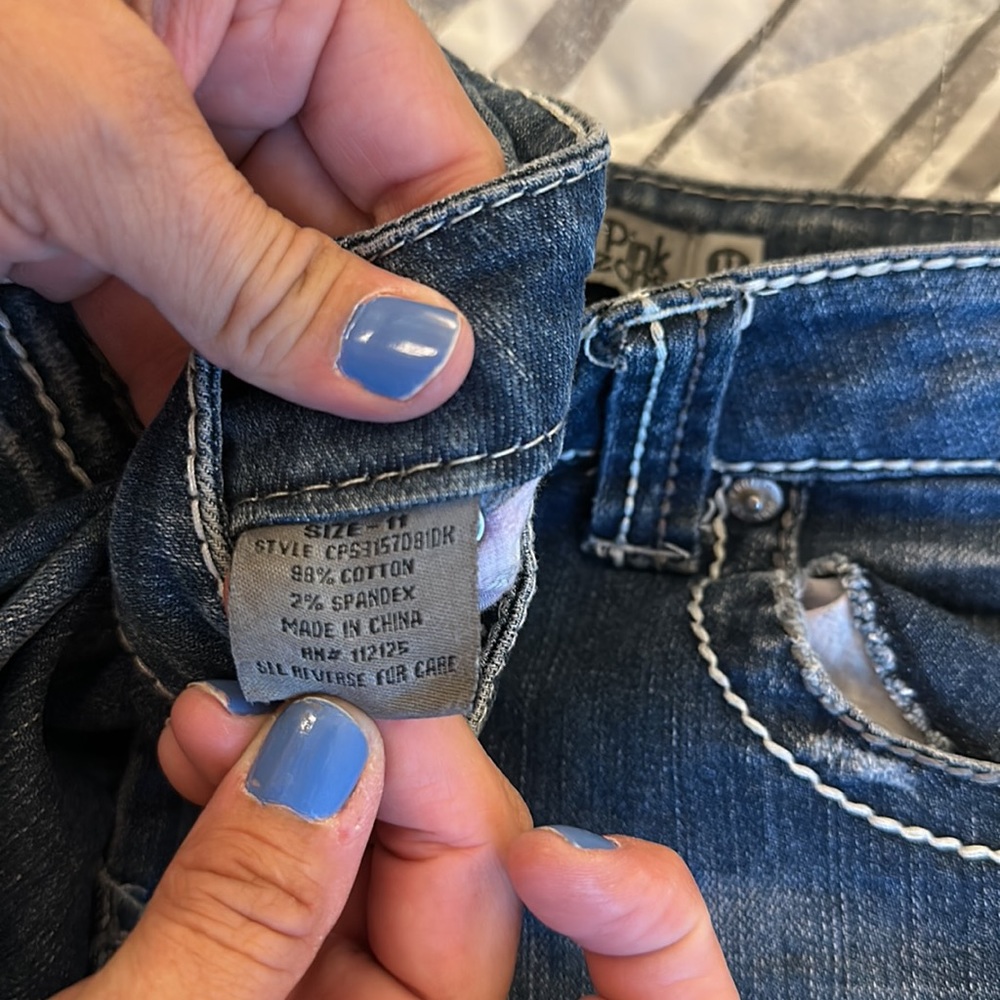 Celebrity Jean Shorts - Picture 3 of 5